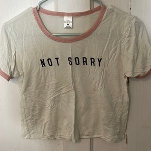 short sleeved cropped top.